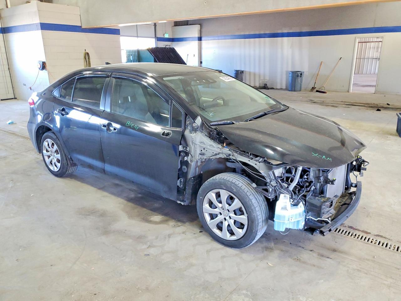 2022 Toyota Corolla Le - Image 4