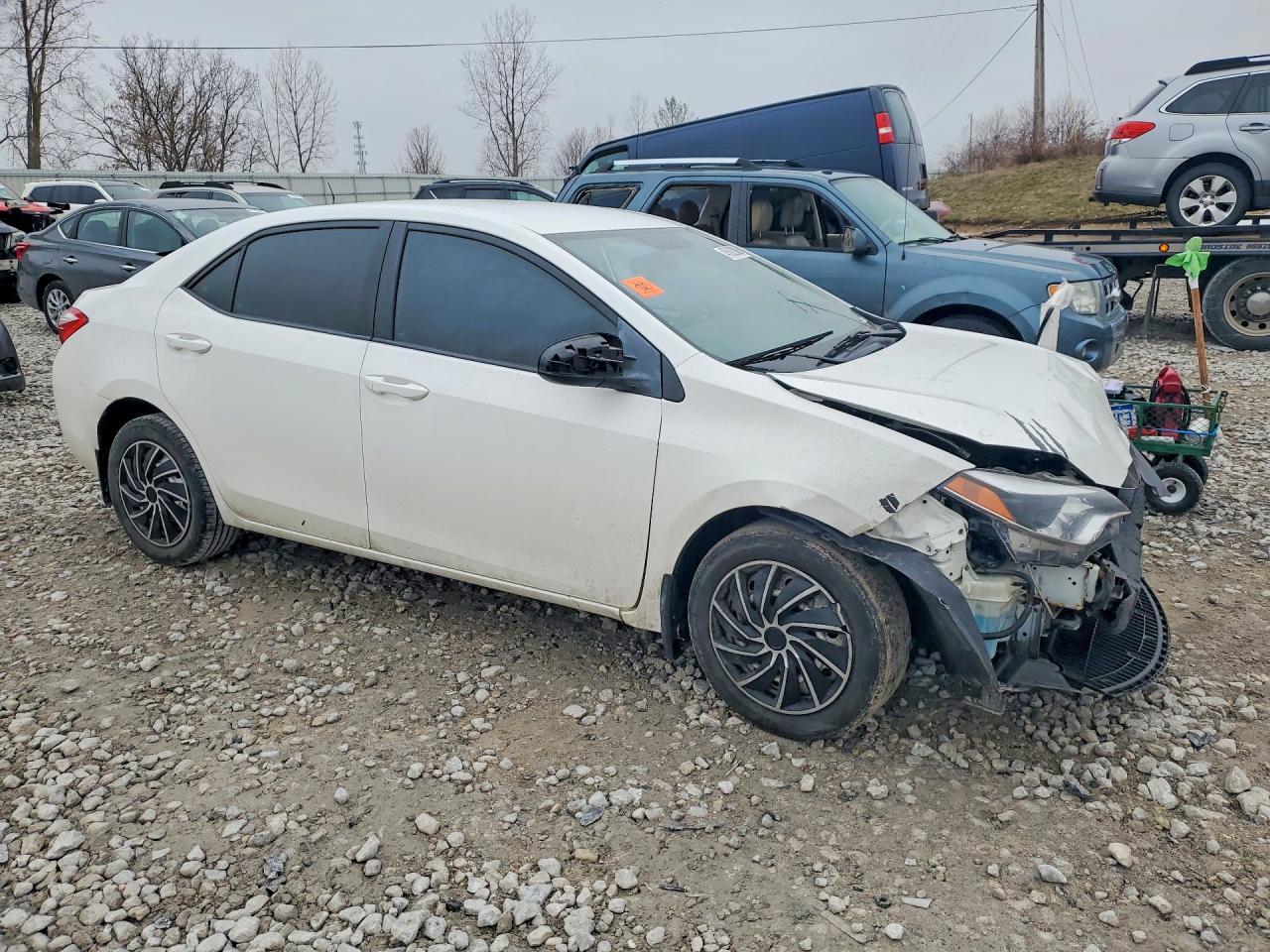 2014 Toyota Corolla Le - Image 4