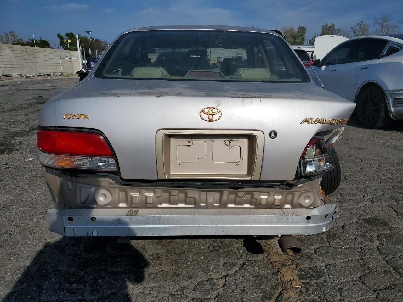 1995 Toyota Avalon Xls - Image 6