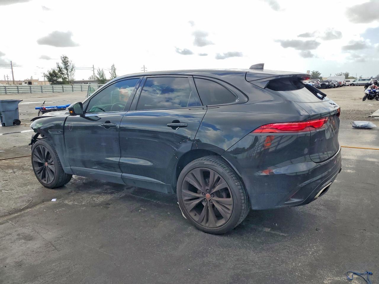 2021 Jaguar F-Pace R-Dynamic S - Image 2
