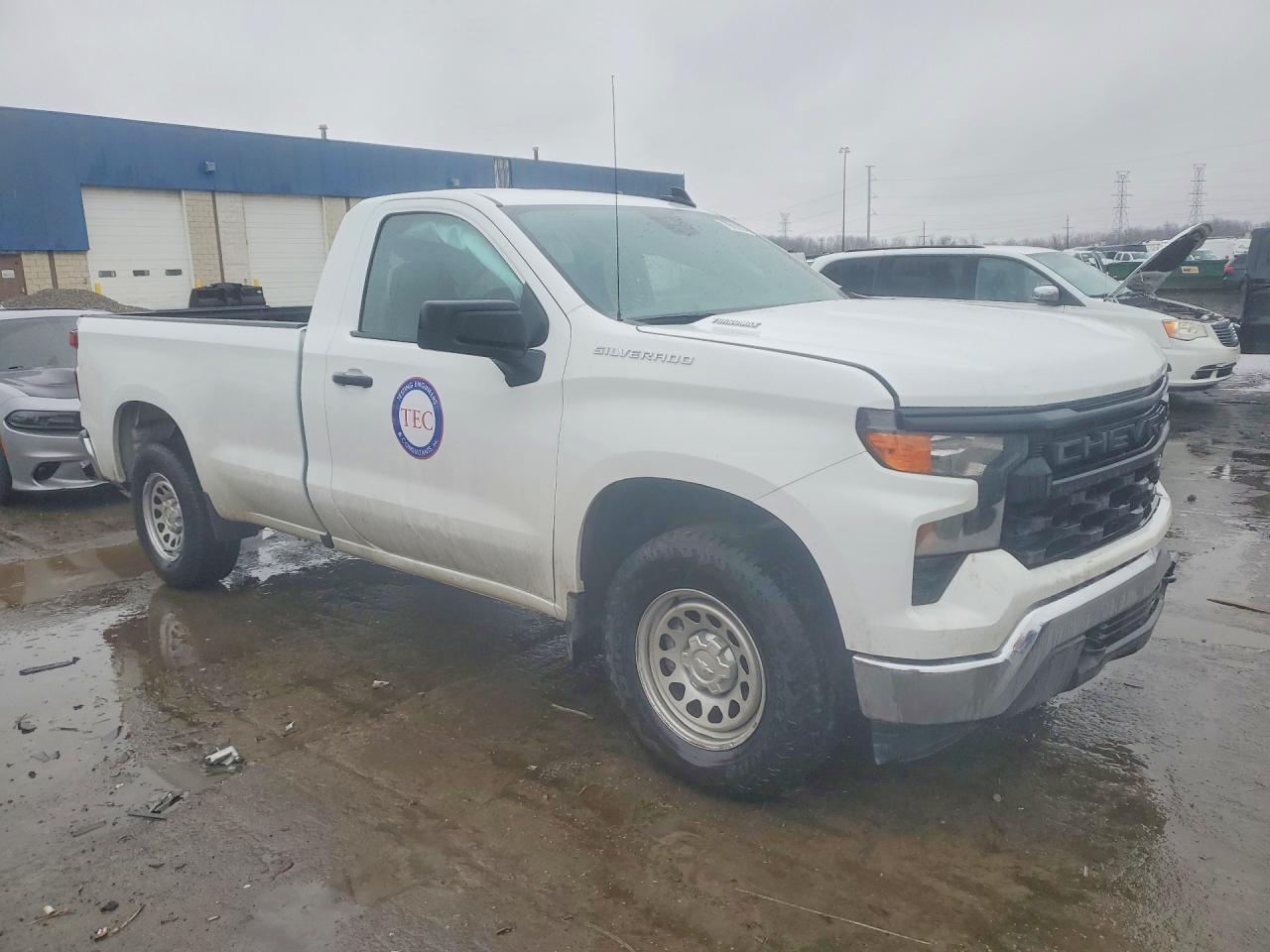 2025 Chevrolet Silverado C1500 - Image 4