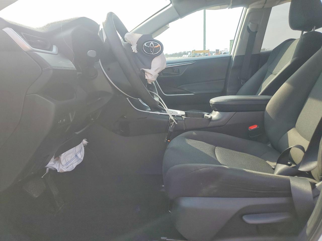 2024 Toyota Rav4 Le - Фото 7