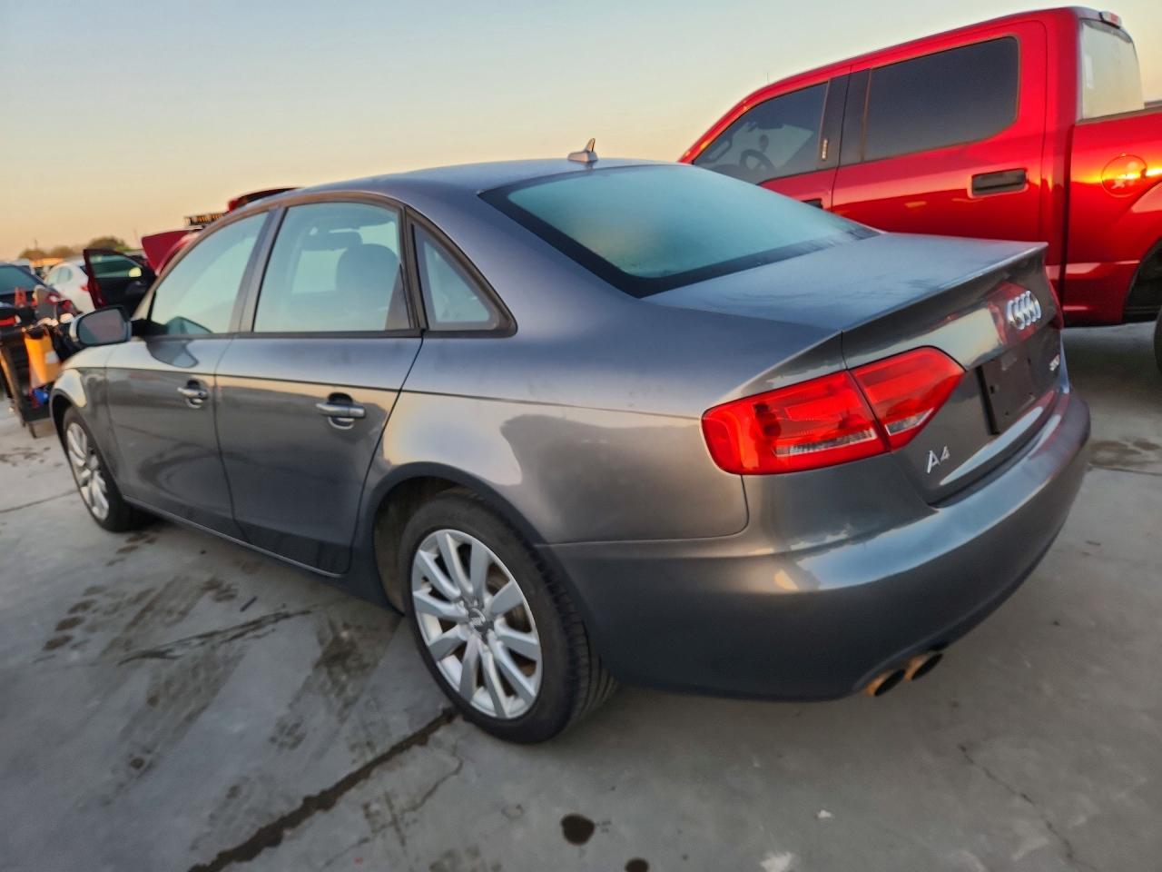 2012 Audi A4 Premium - Фото 2