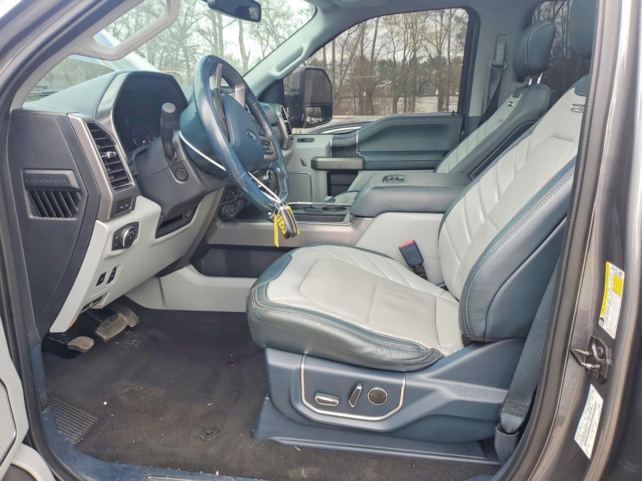 2022 Ford F350 Super Duty - Фото 7