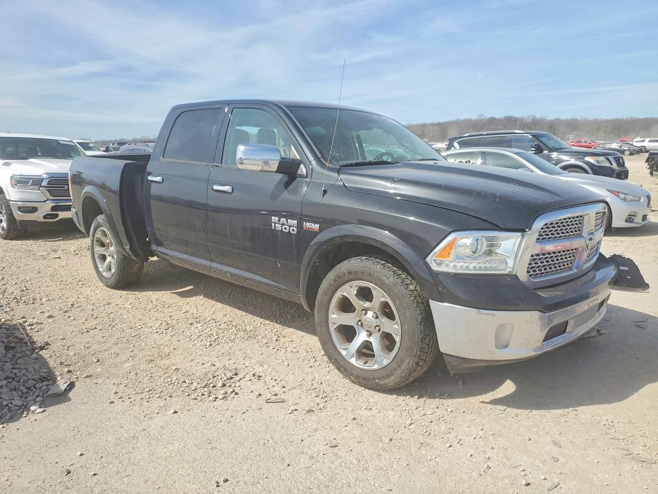 2017 Ram 1500 Laramie - Фото 4