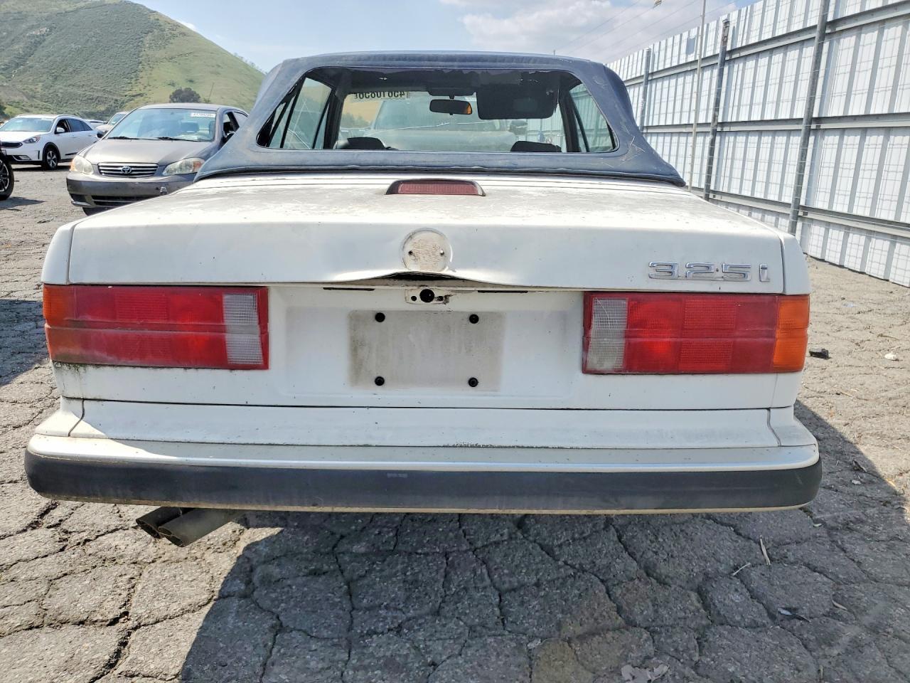 1989 BMW 3 Series - Фото 6