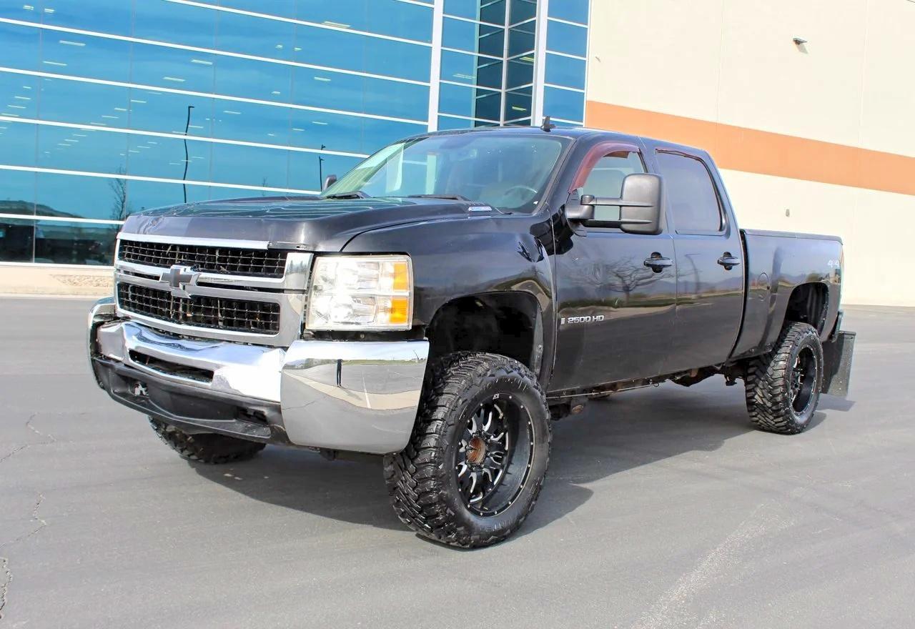 2008 Chevrolet Silverado K2500 Heavy Duty - Фото 2