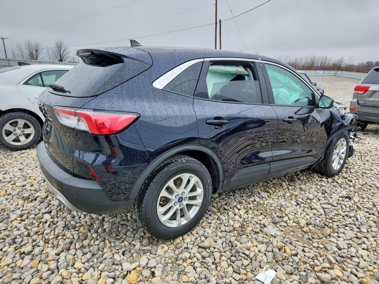 2021 Ford Escape Se - Фото 3