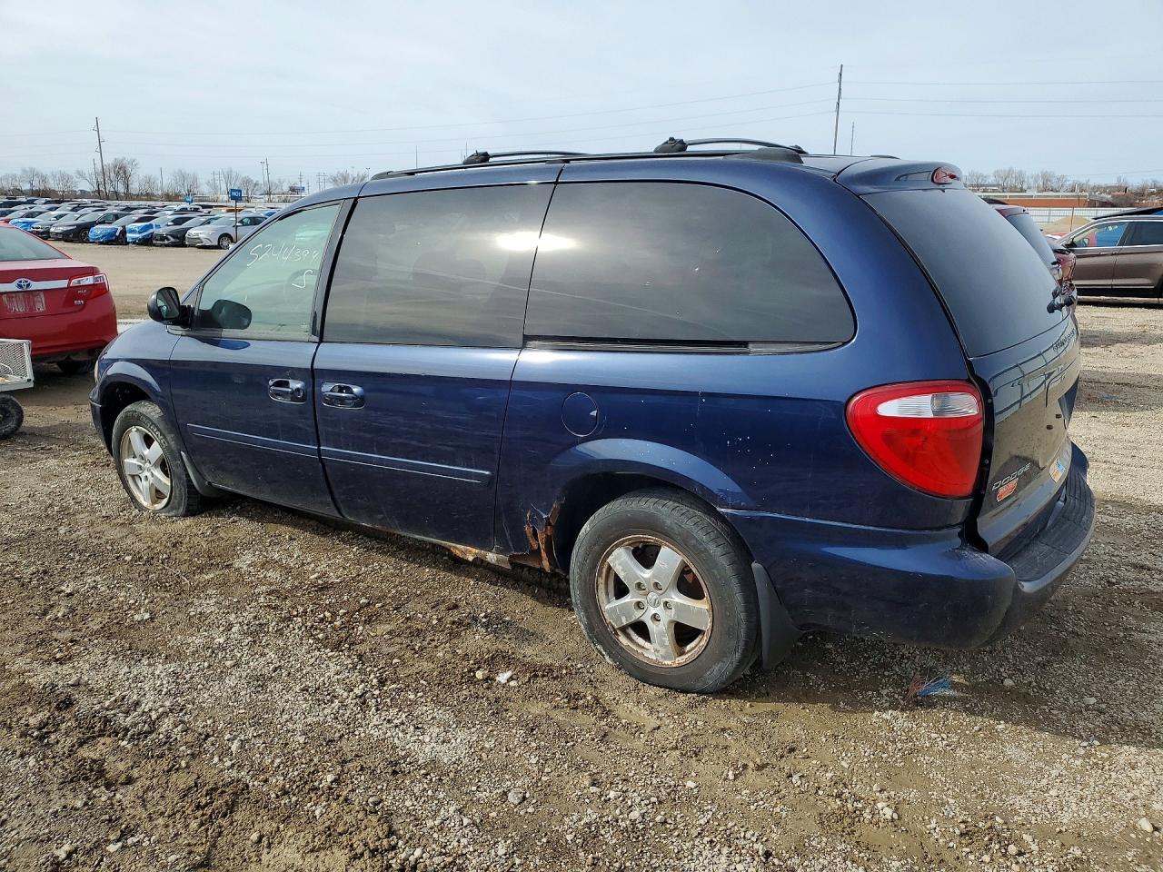 2005 Dodge Grand Caravan Sxt - Фото 2