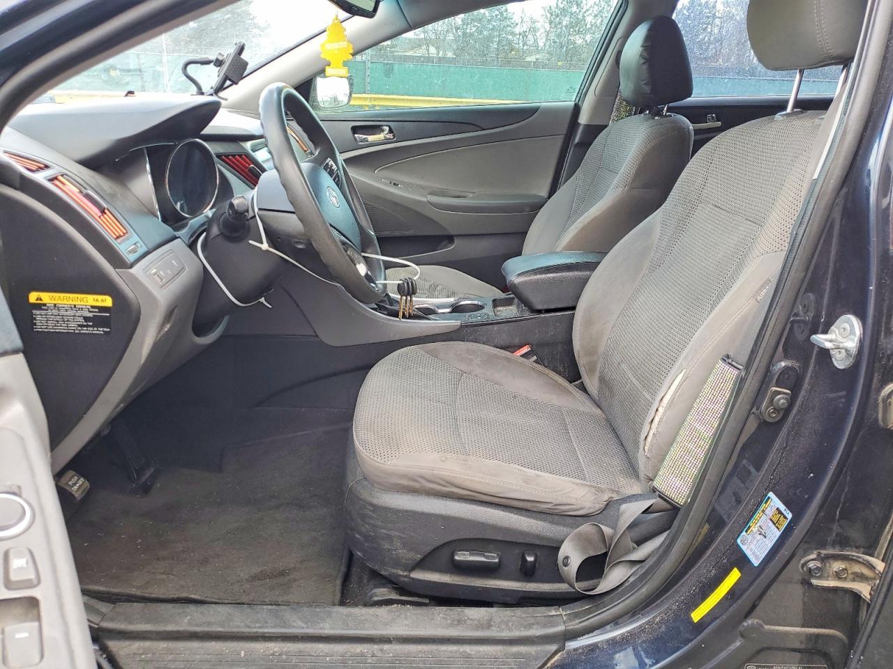 2013 Hyundai Sonata Gls - Image 7