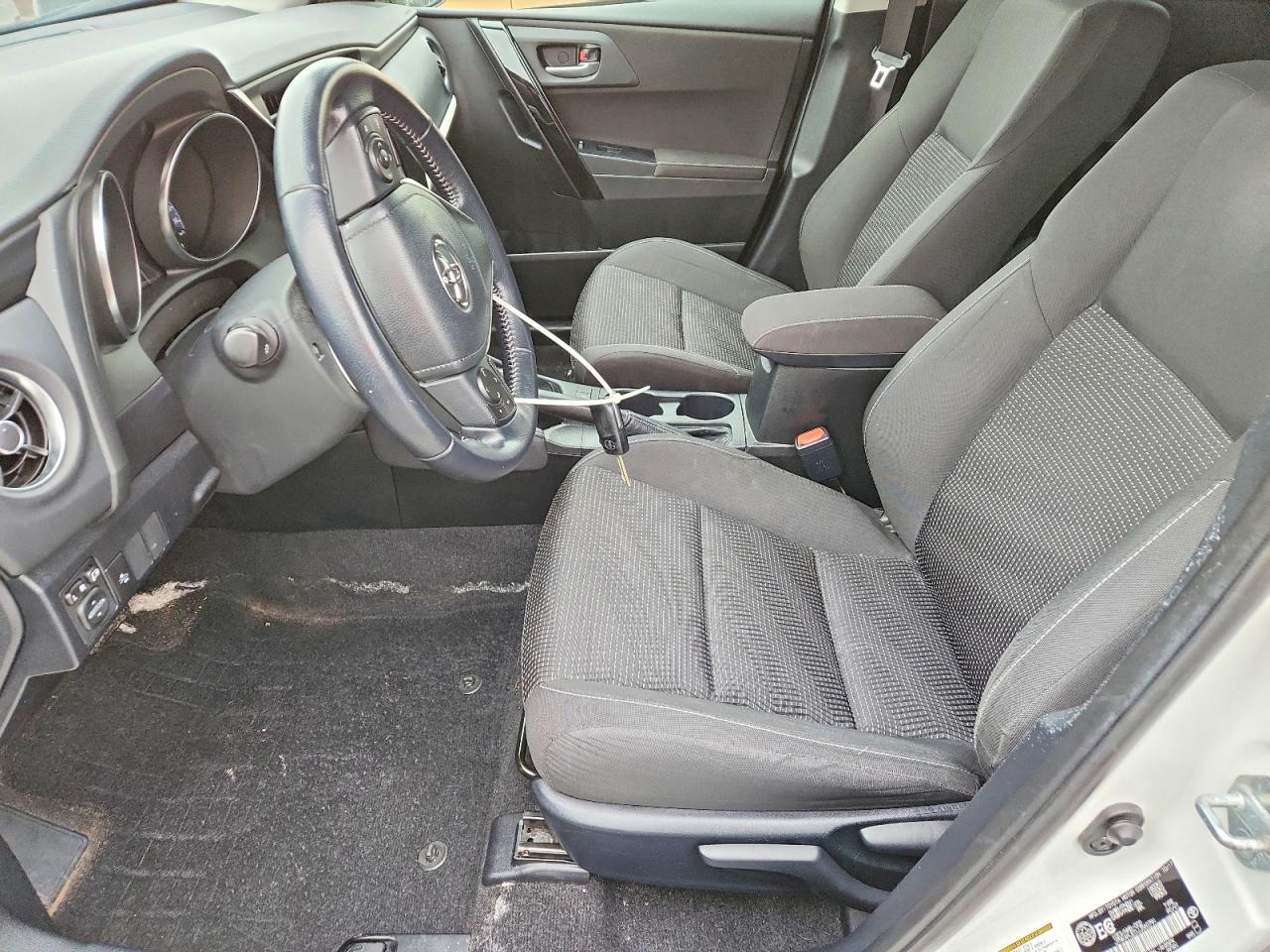 2018 Toyota Corolla Im Base - Image 7