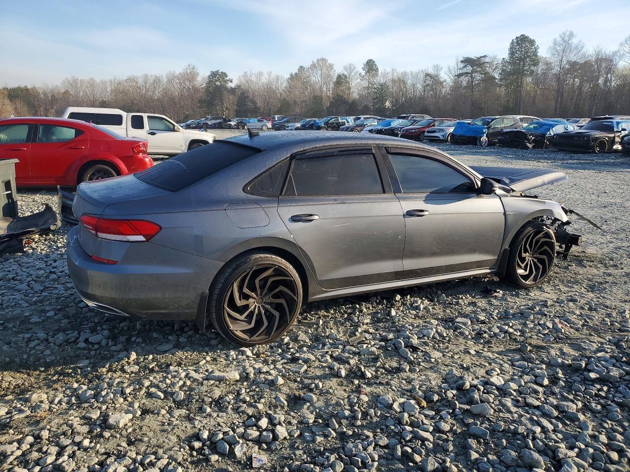 2021 Volkswagen Passat S - Image 3