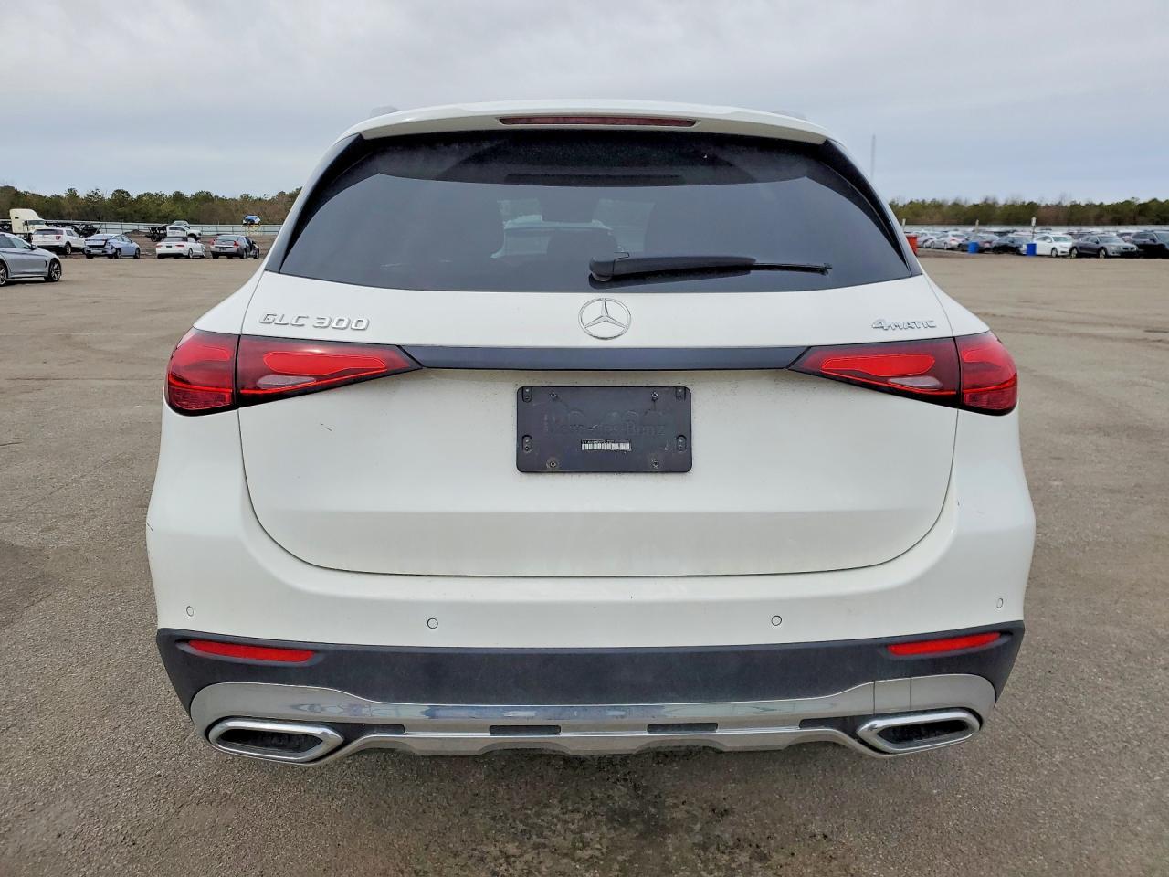 2025 Mercedes-Benz Glc 300 4Matic - Image 6