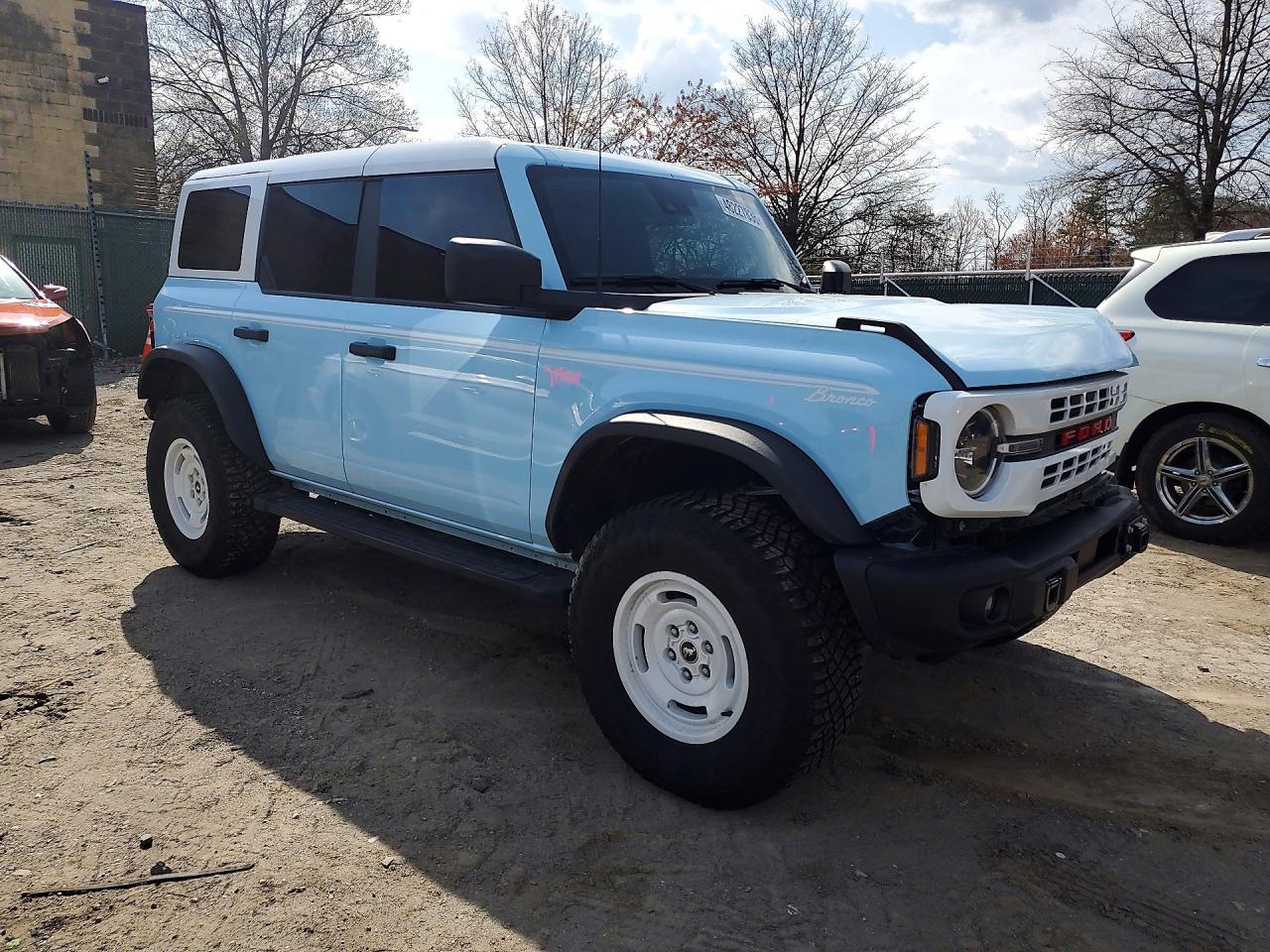 2024 Ford Bronco Heritage - Фото 4