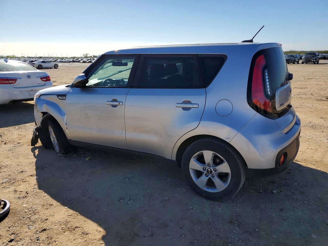 2018 Kia Soul Base - Image 2