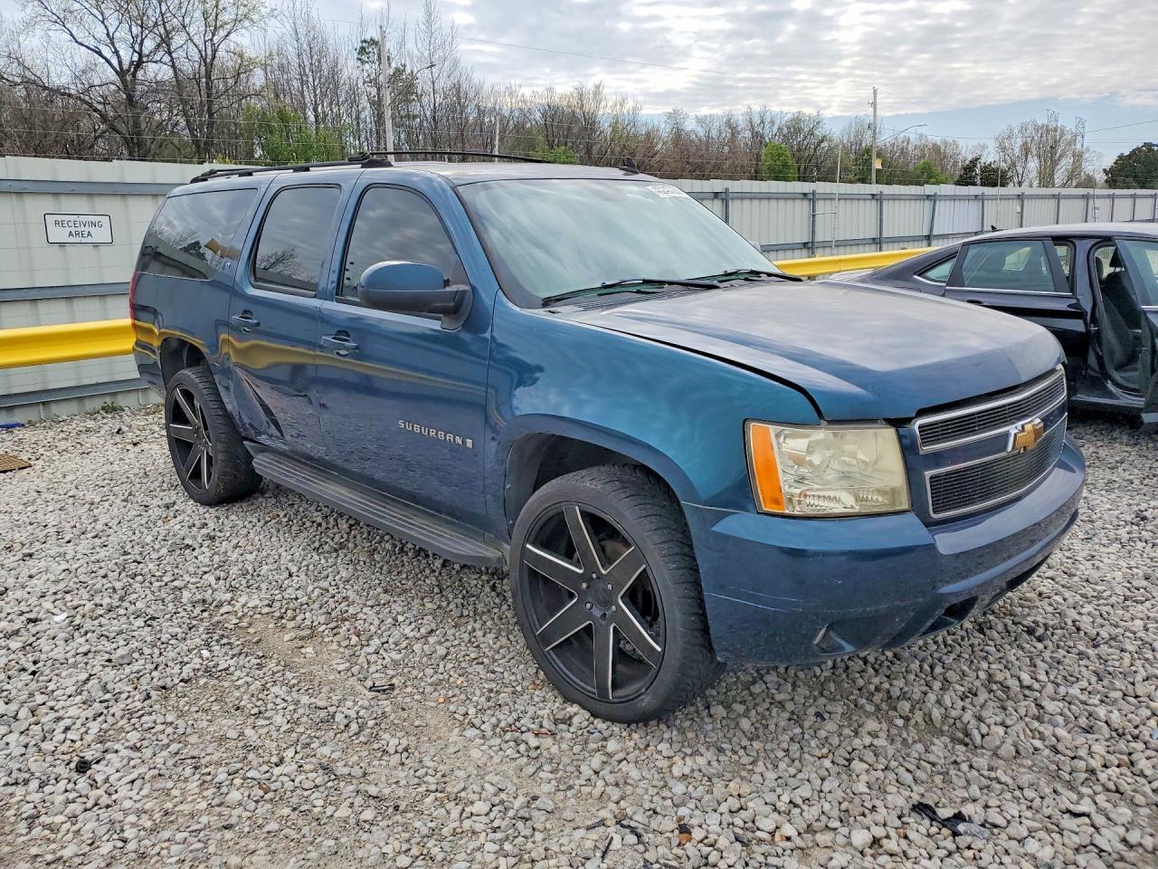 2007 Chevrolet Suburban K1500 - Фото 4