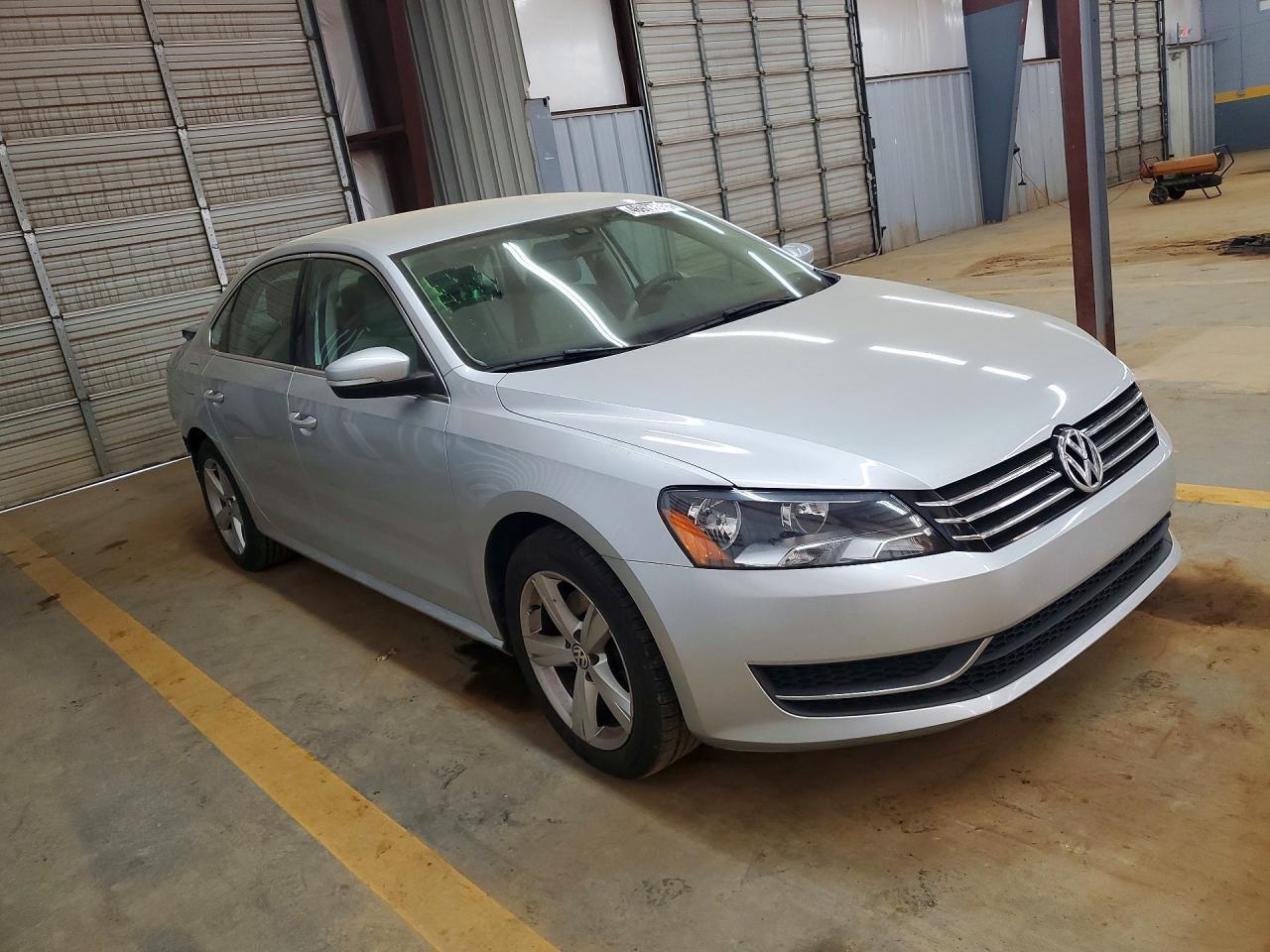 2013 Volkswagen Passat Se - Фото 4