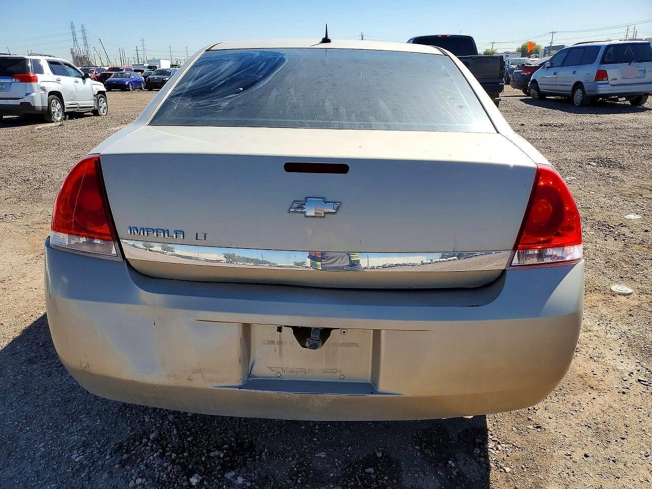 2010 Chevrolet Impala Lt - Image 6