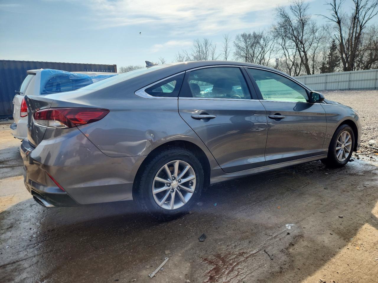 2019 Hyundai Sonata Se - Image 3