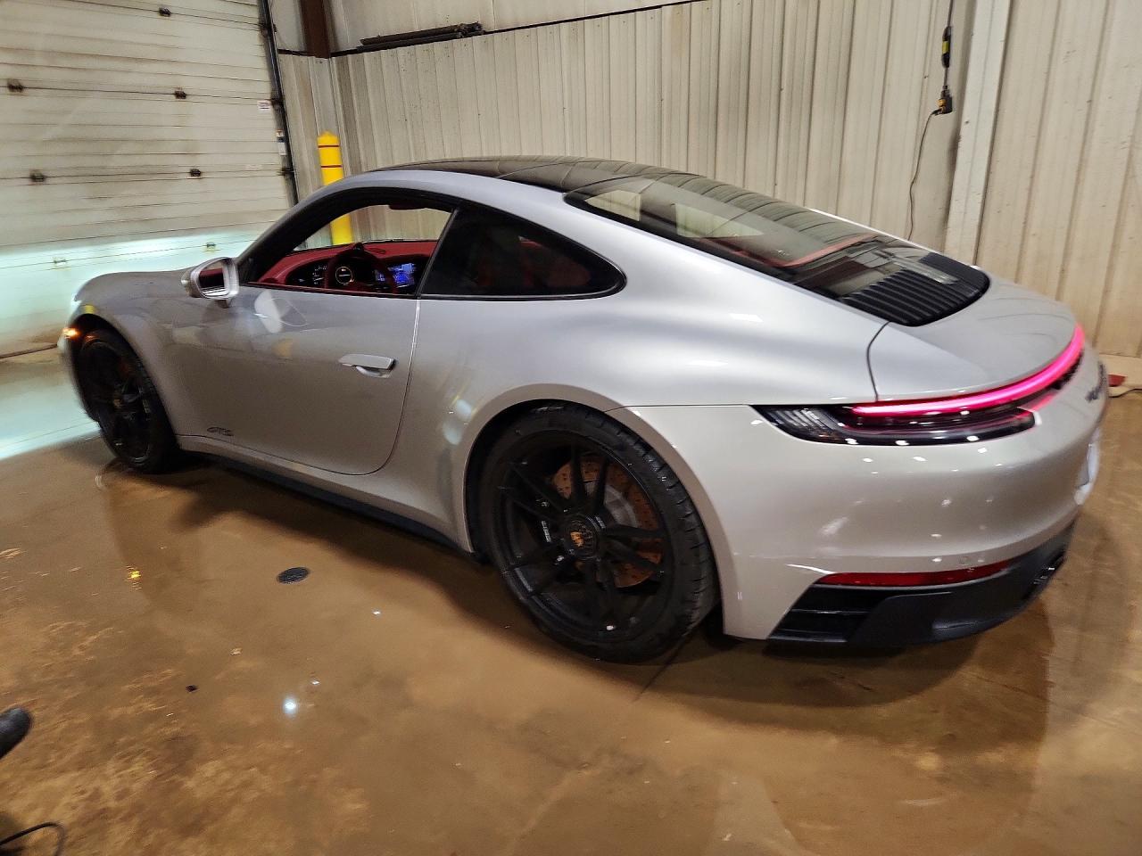 2023 Porsche 911 Carrera S - Фото 2
