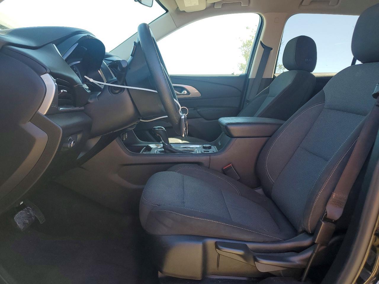 2019 Chevrolet Traverse Ls - Фото 7