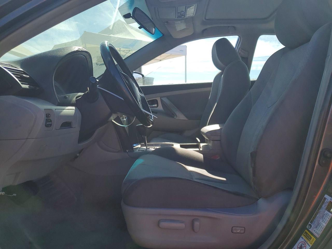 2009 Toyota Camry Se - Image 7