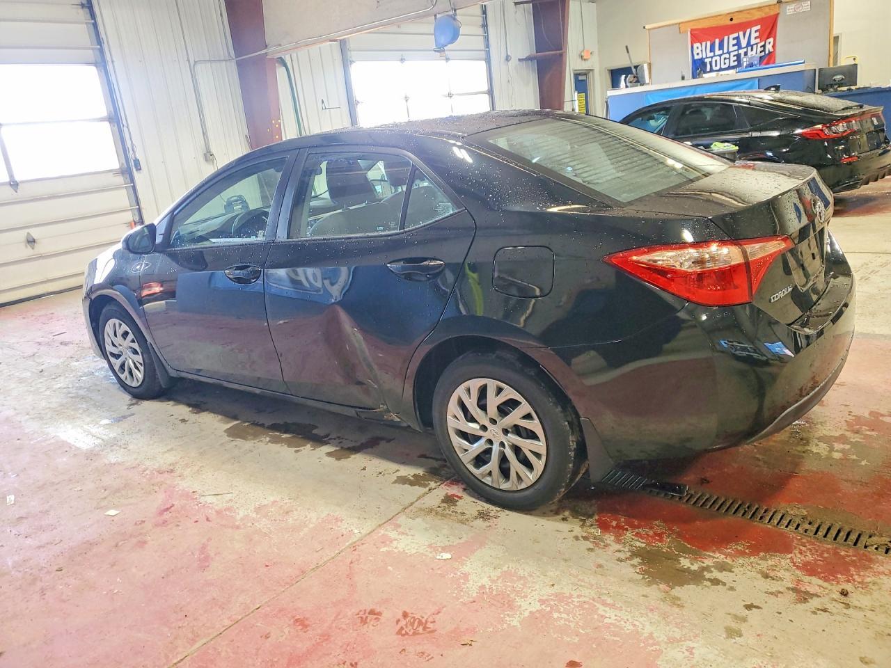 2019 Toyota Corolla Le - Фото 2