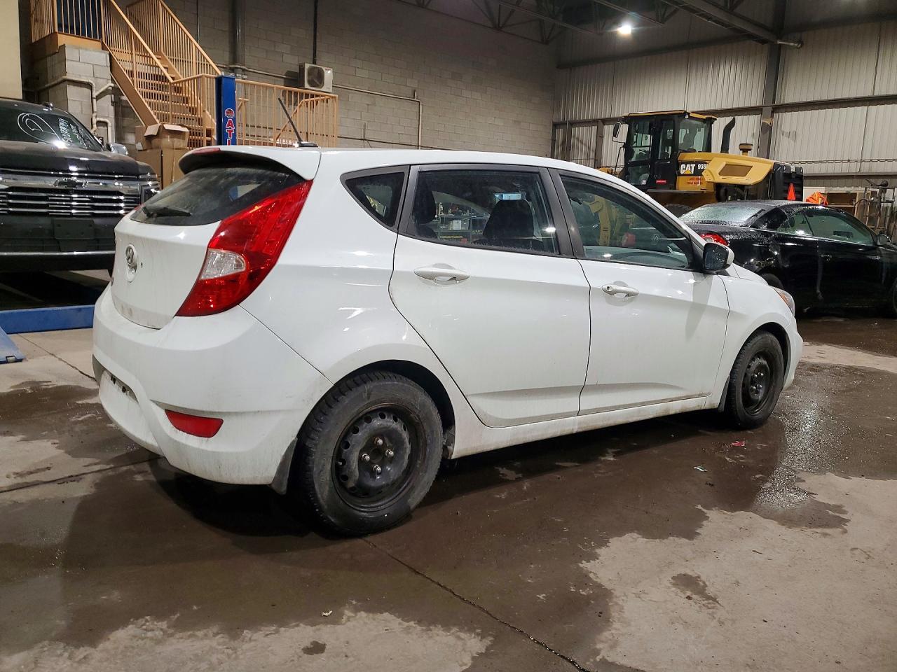 2015 Hyundai Accent Gs - Image 3