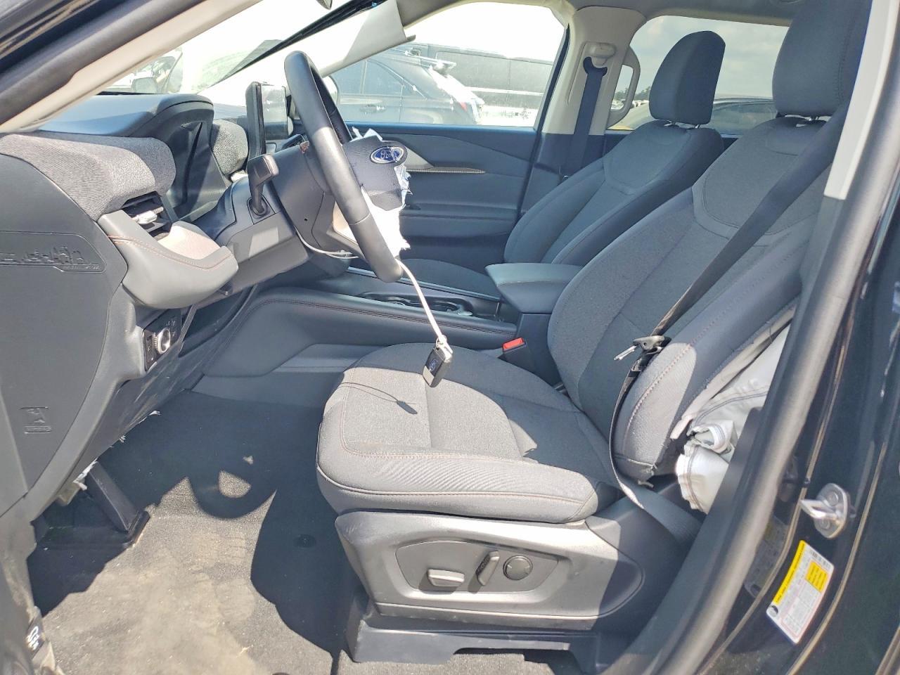 2025 Ford Explorer Active - Фото 7