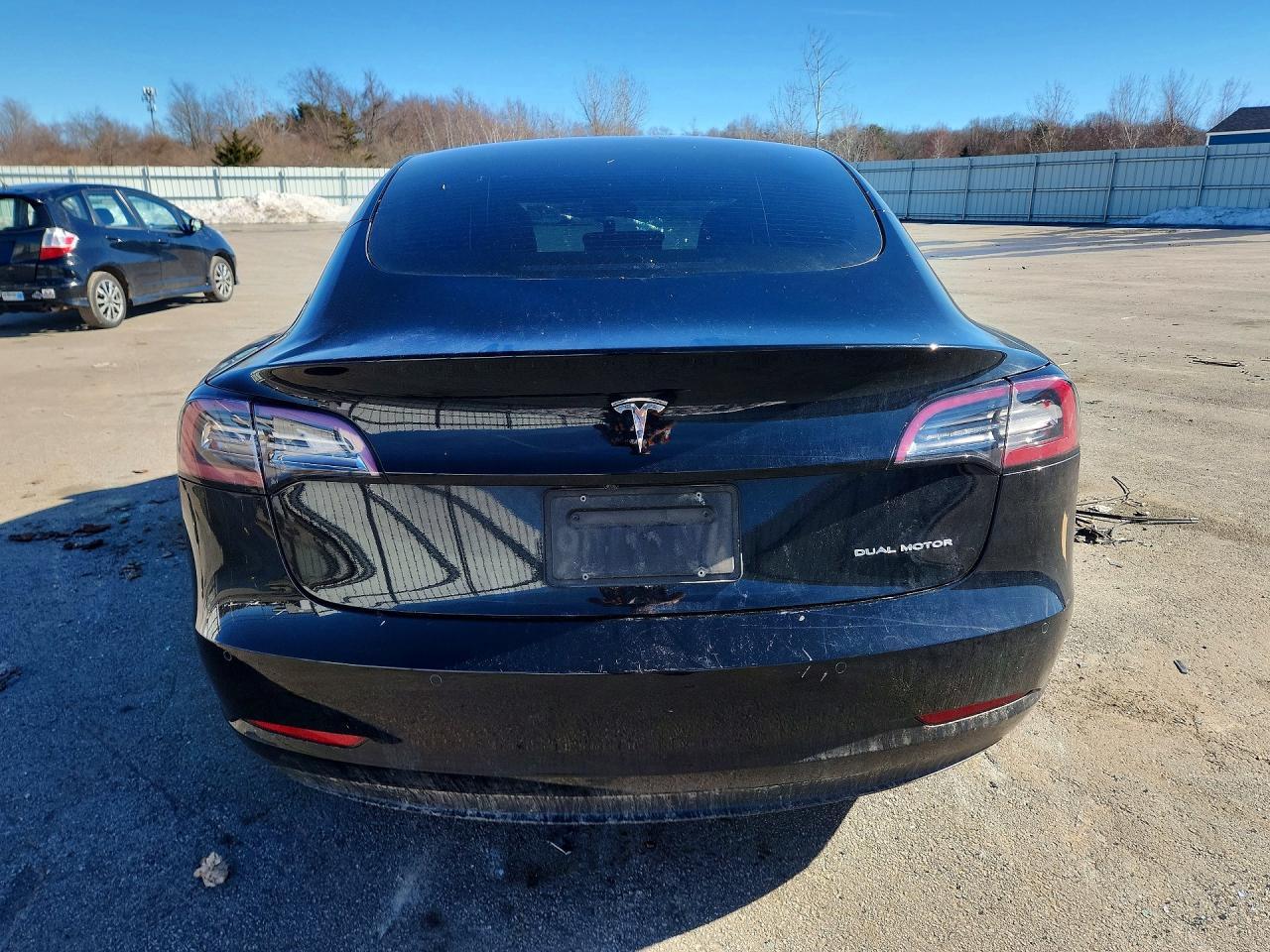 2022 Tesla Model 3 - Фото 6