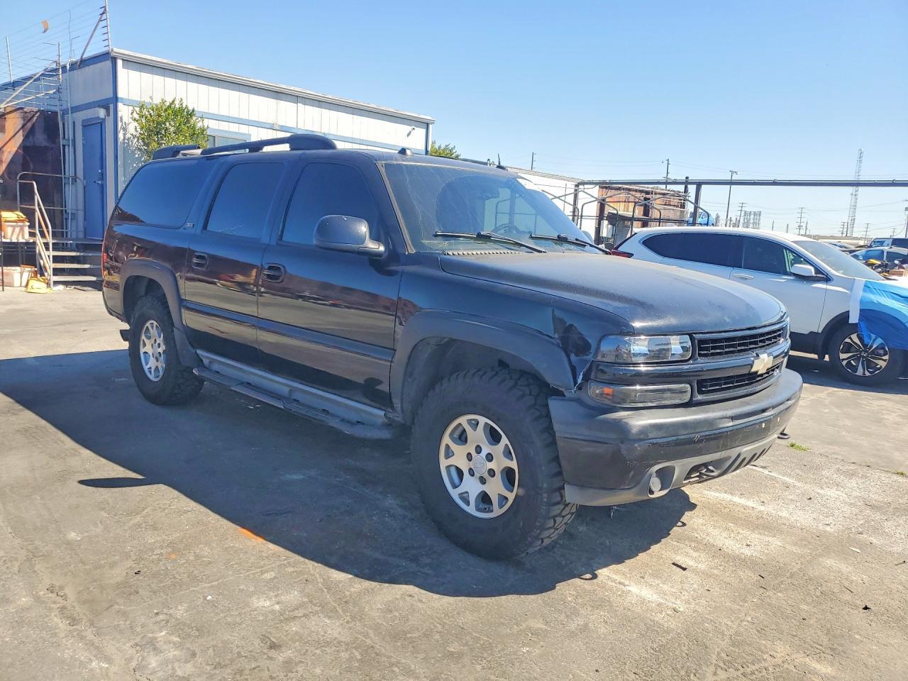 2005 Chevrolet Suburban K1500 - Image 4