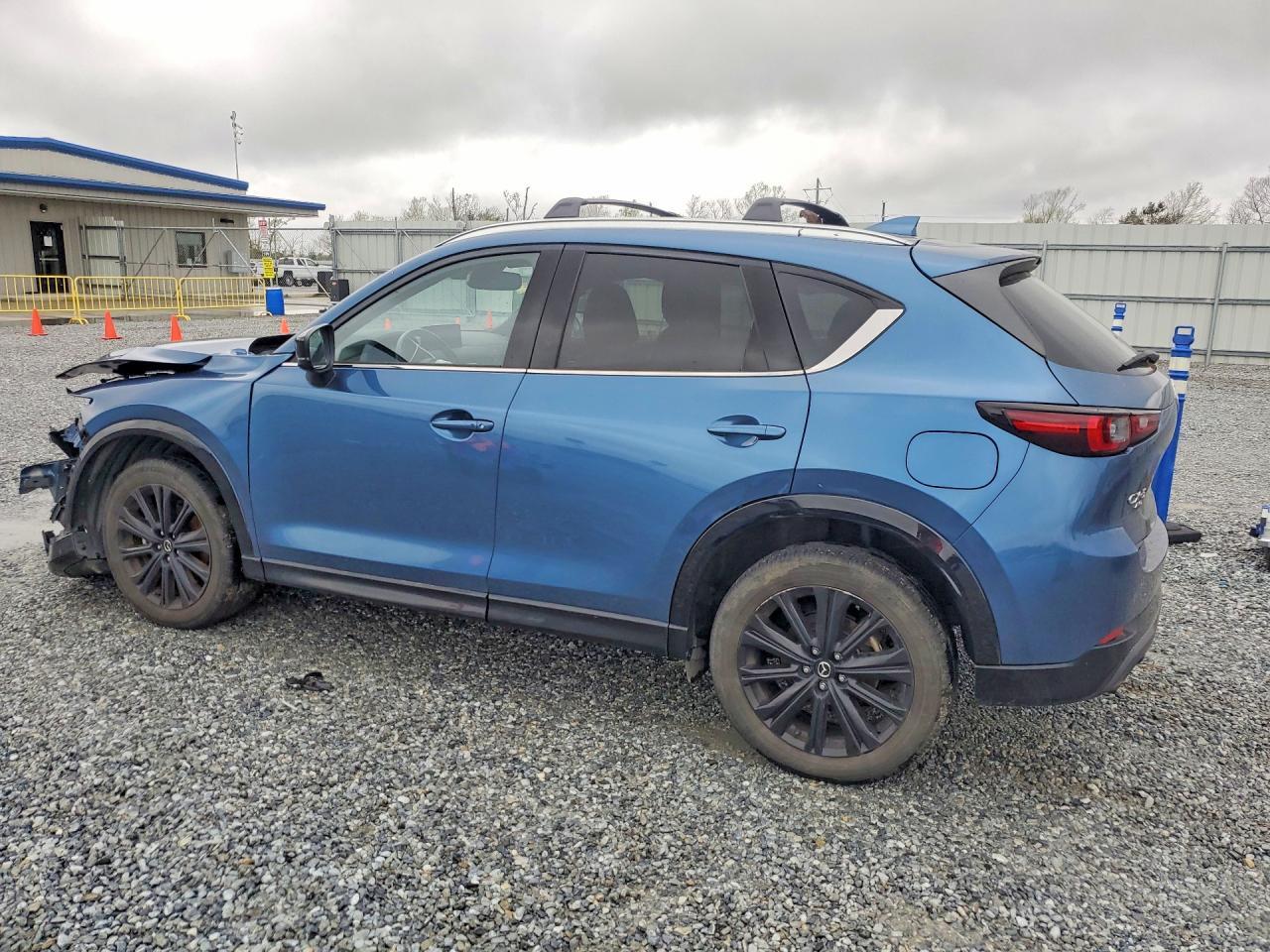 2024 Mazda Cx-5 Premium - Image 2