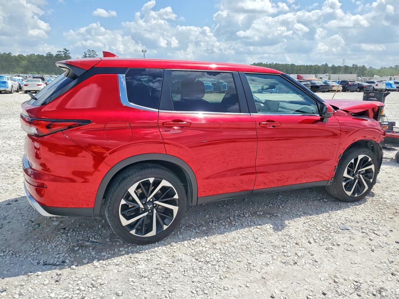 2024 Mitsubishi Outlander Se - Фото 3