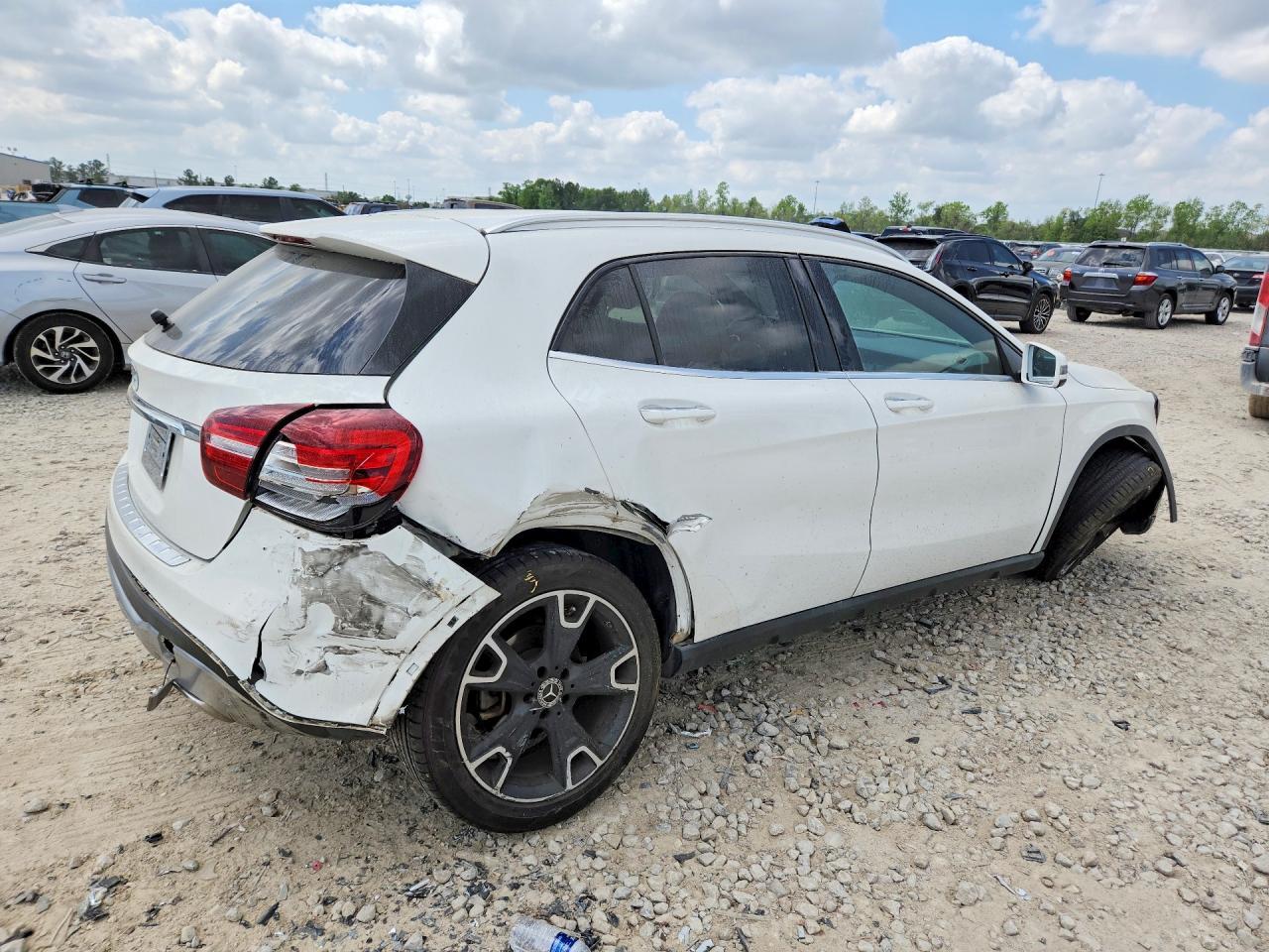 2020 Mercedes-Benz Gla 250 - Фото 3