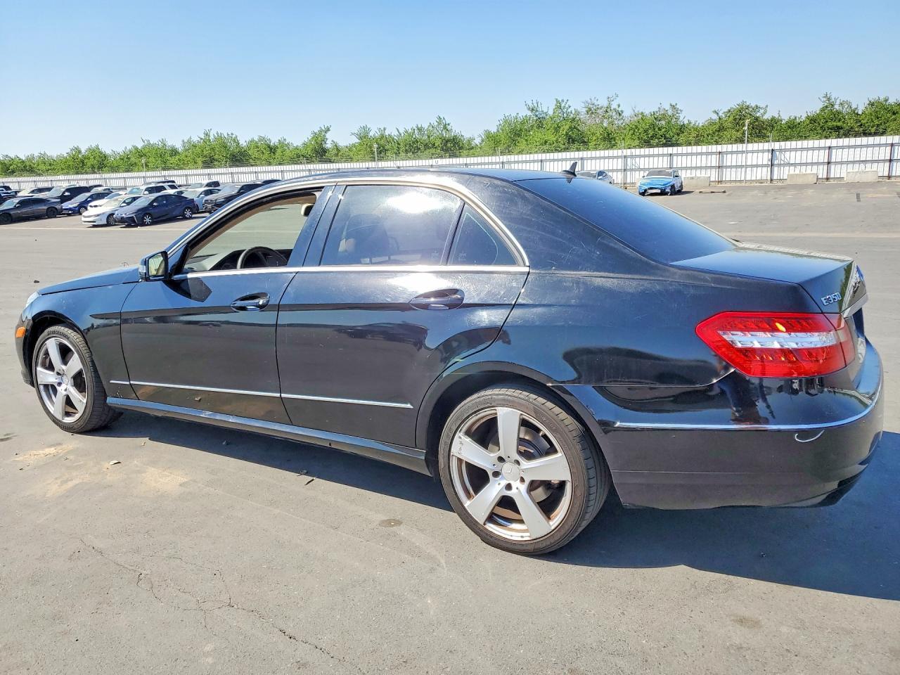 2010 Mercedes-Benz E 350 - Image 2