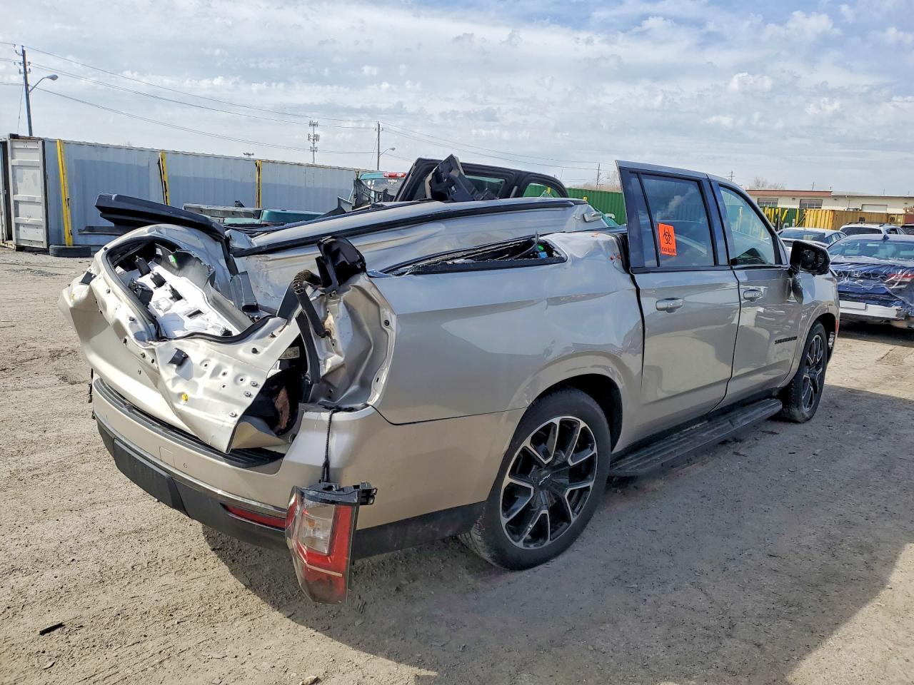 2022 Chevrolet Suburban K1500 Rst - Image 3