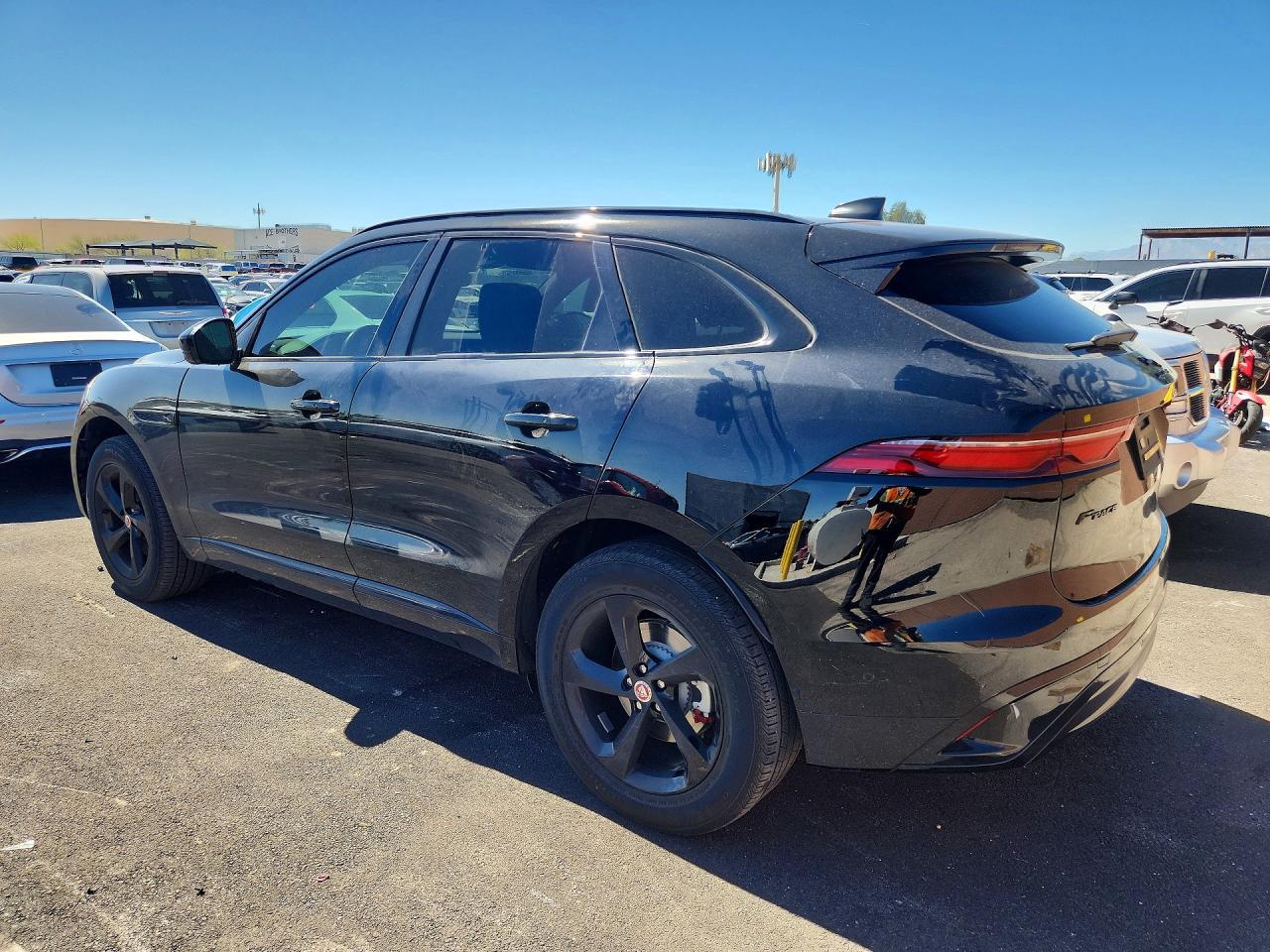 2021 Jaguar F-Pace S - Фото 2