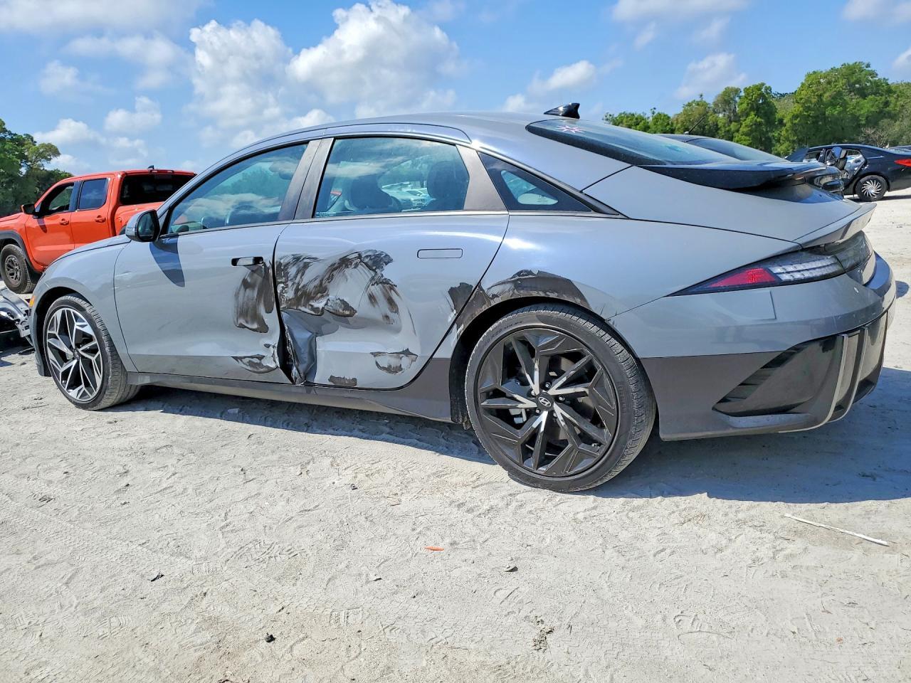 2023 Hyundai Ioniq 6 Sel - Фото 2