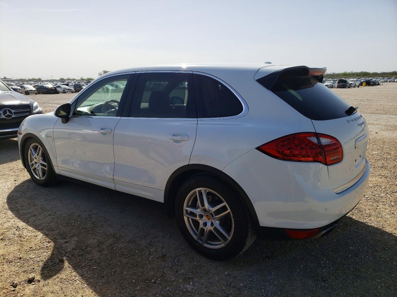 2014 Porsche Cayenne S Hybrid - Фото 2