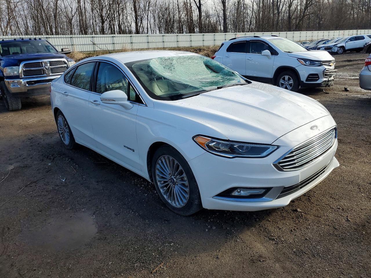 2018 Ford Fusion Titanium - Image 4