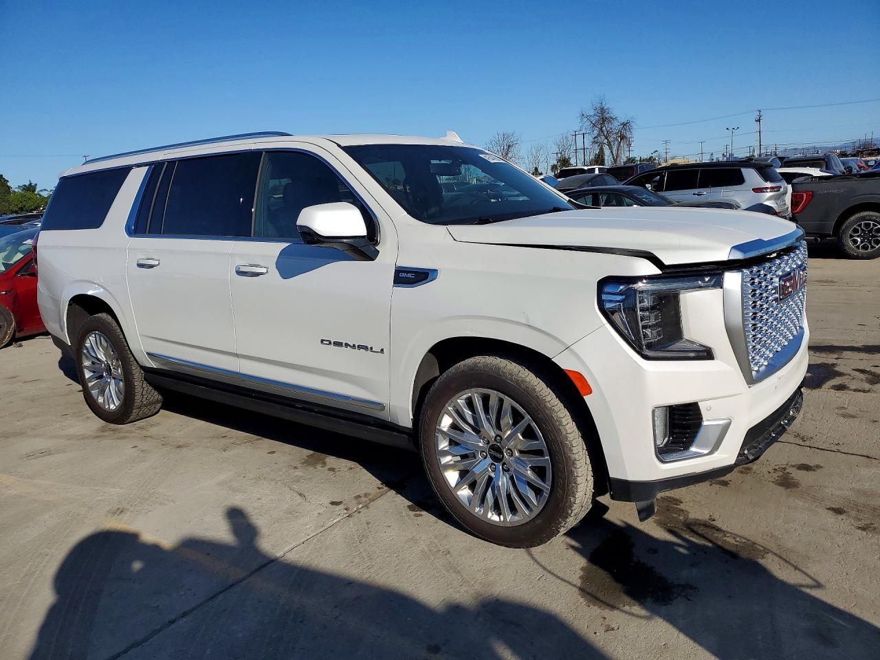2024 GMC Yukon Xl Denali - Фото 4