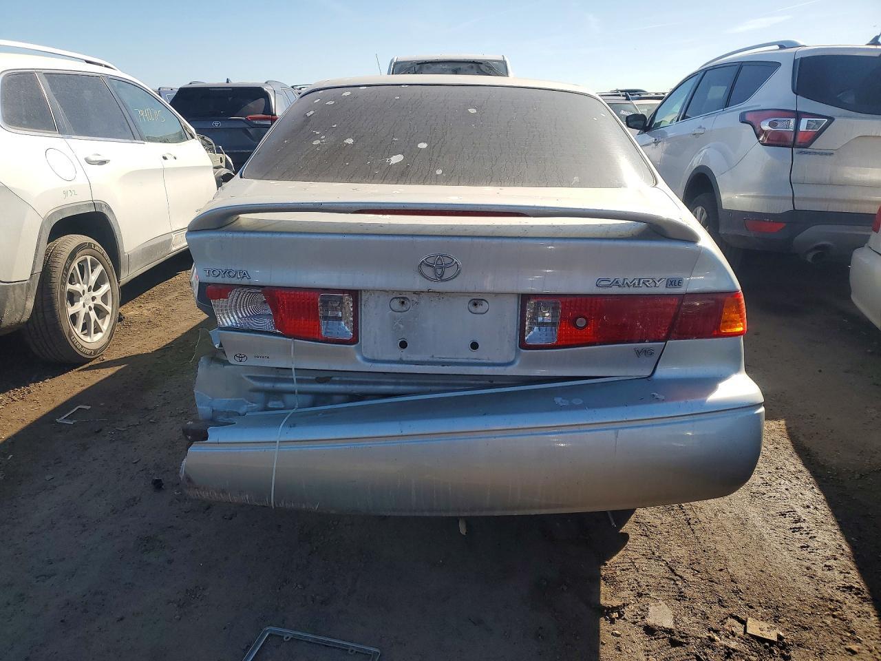 2001 Toyota Camry Xle V6 - Фото 6