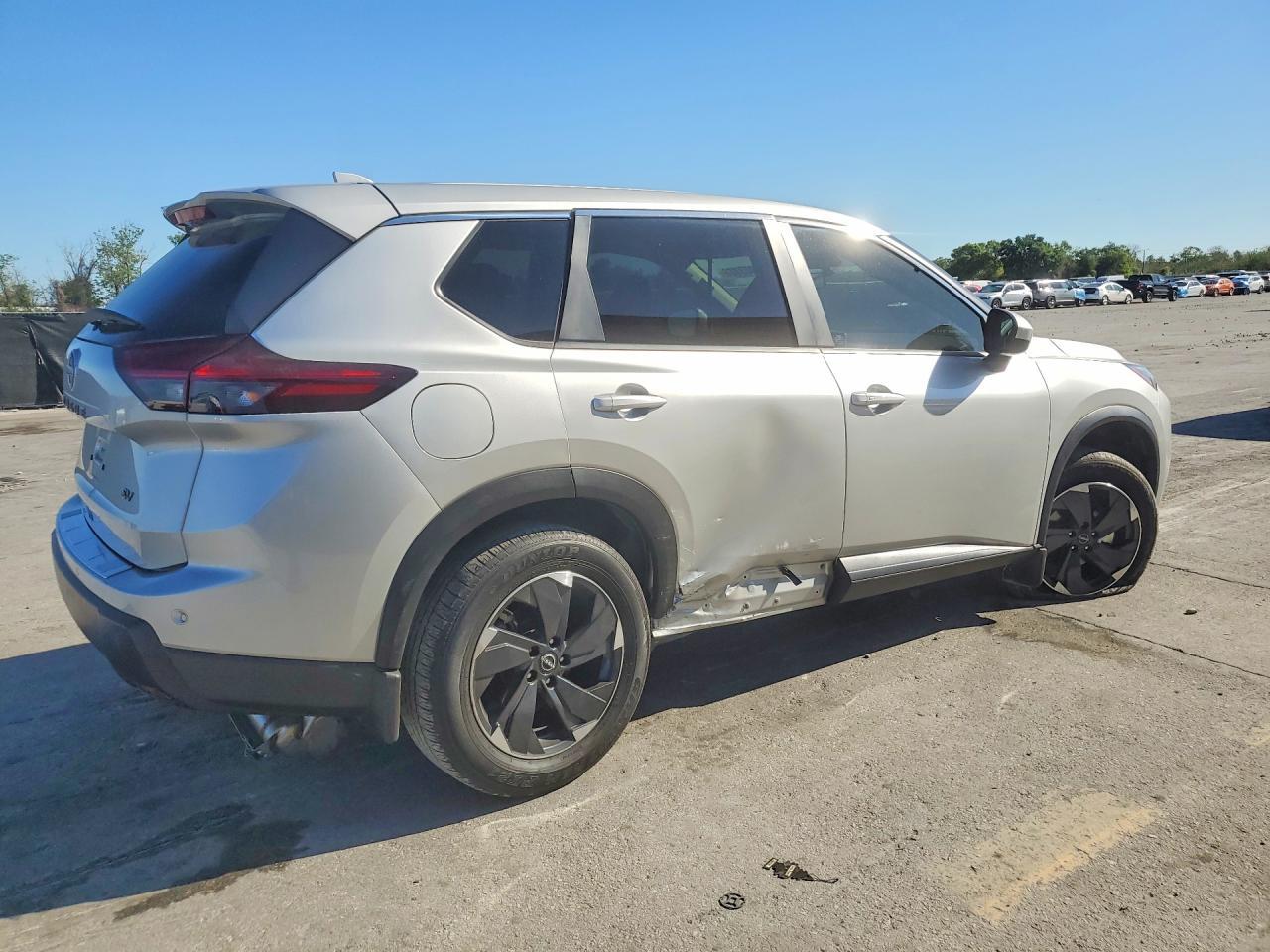 2024 Nissan Rogue Sv - Фото 3
