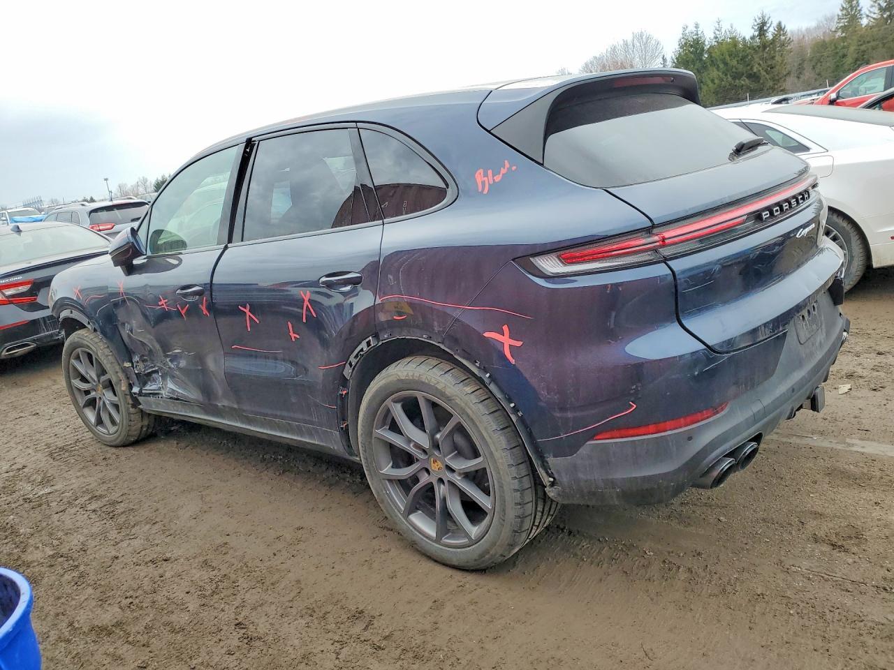2024 Porsche Cayenne - Image 2