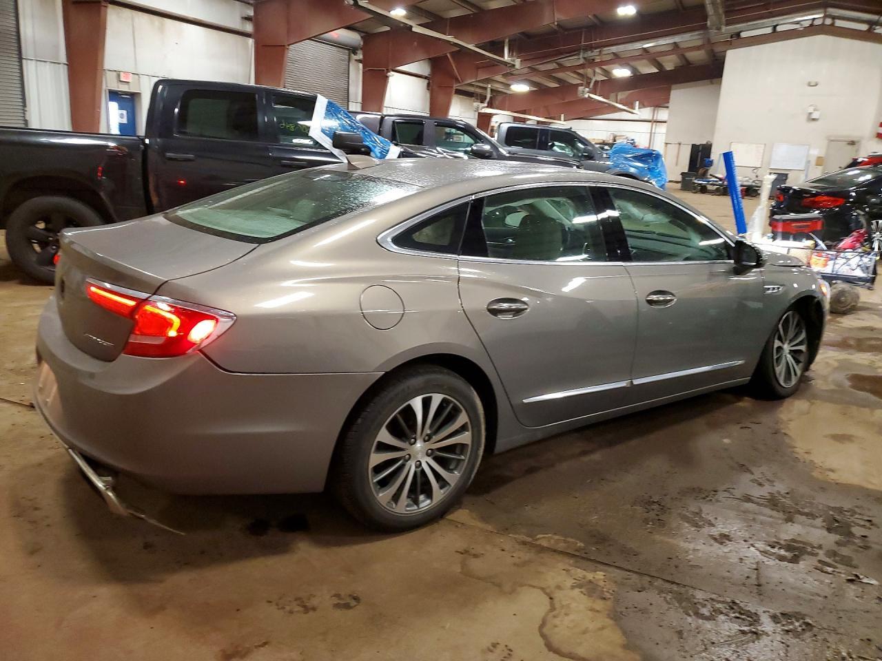 2017 Buick Lacrosse Essence - Фото 3