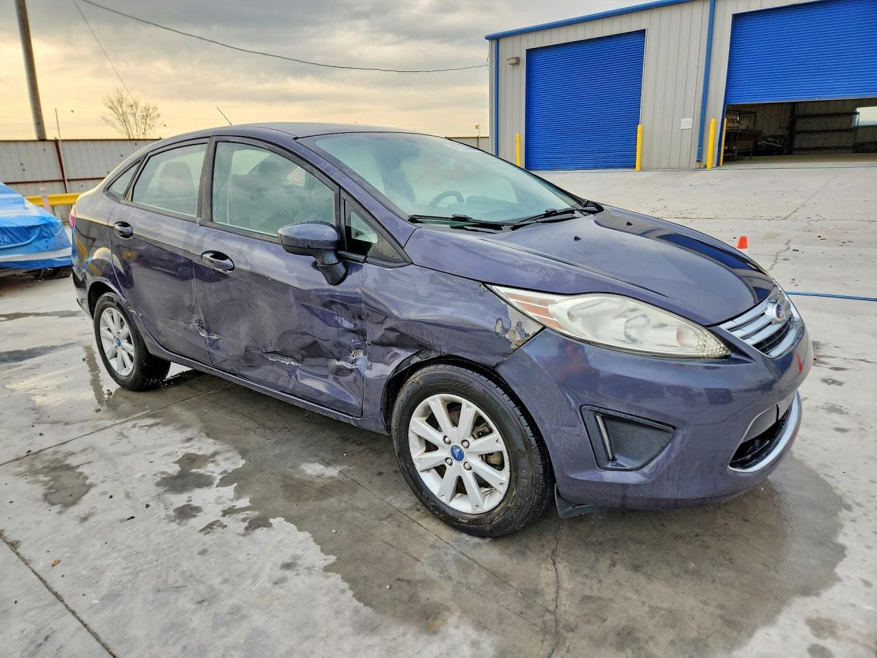 2012 Ford Fiesta Se - Фото 4