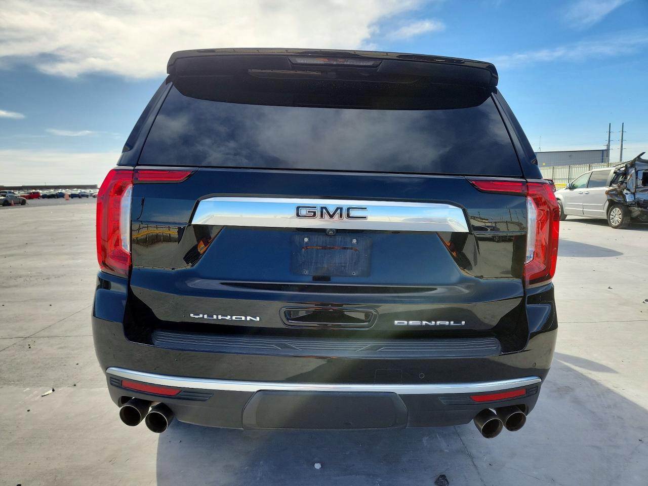 2022 GMC Yukon Denali - Фото 6