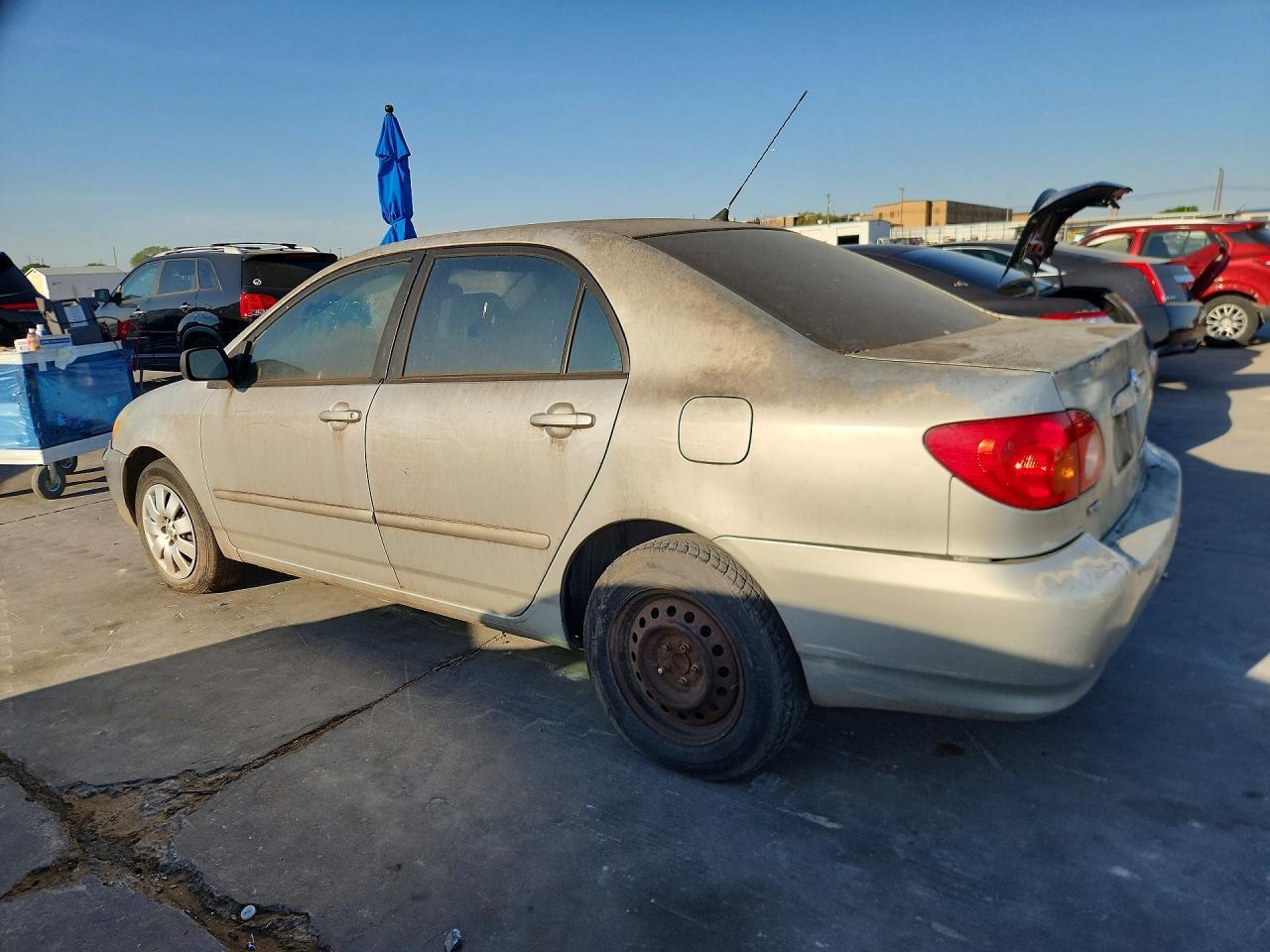 2004 Toyota Corolla Le - Image 2