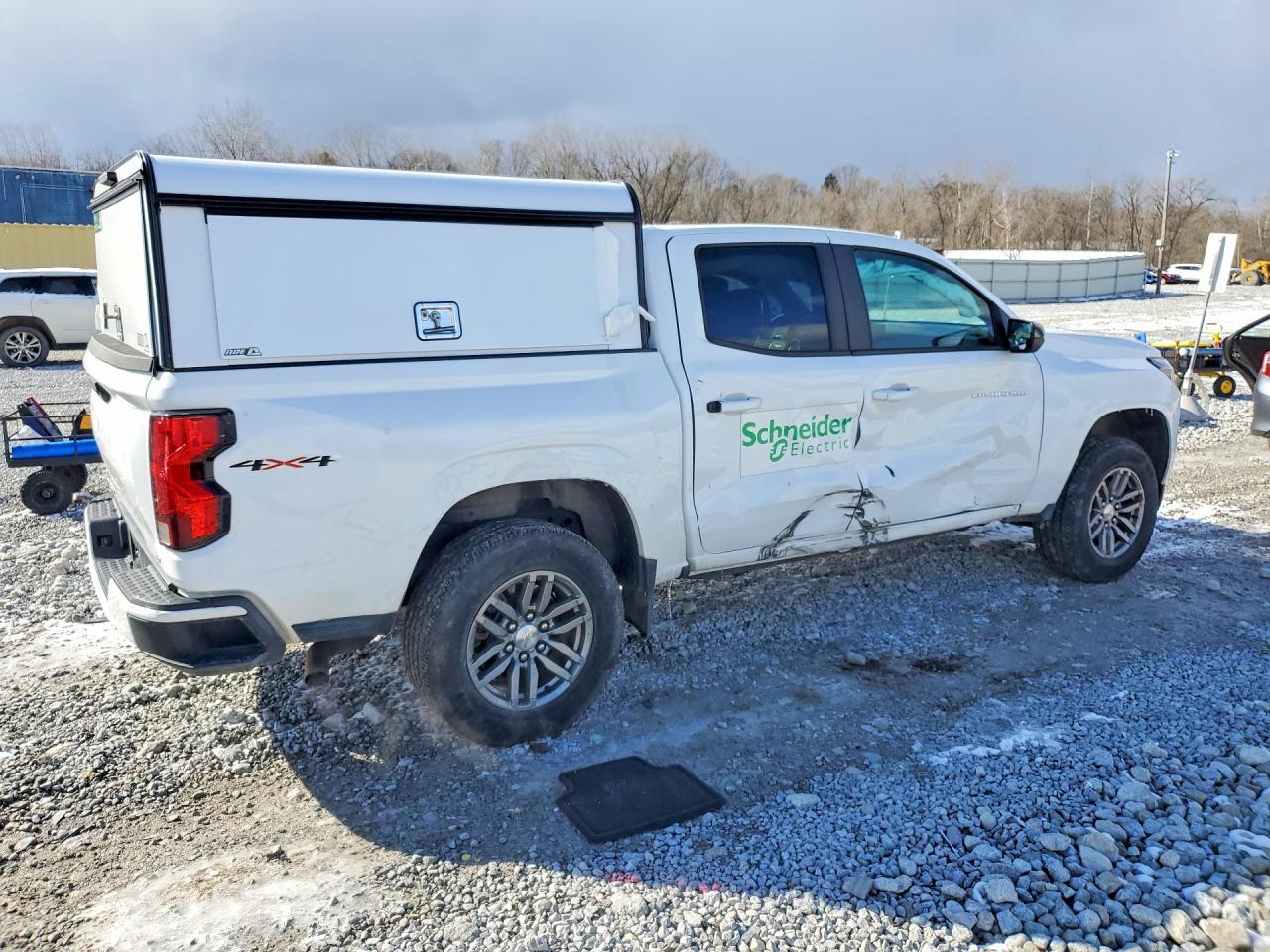 2023 Chevrolet Colorado Lt - Image 3