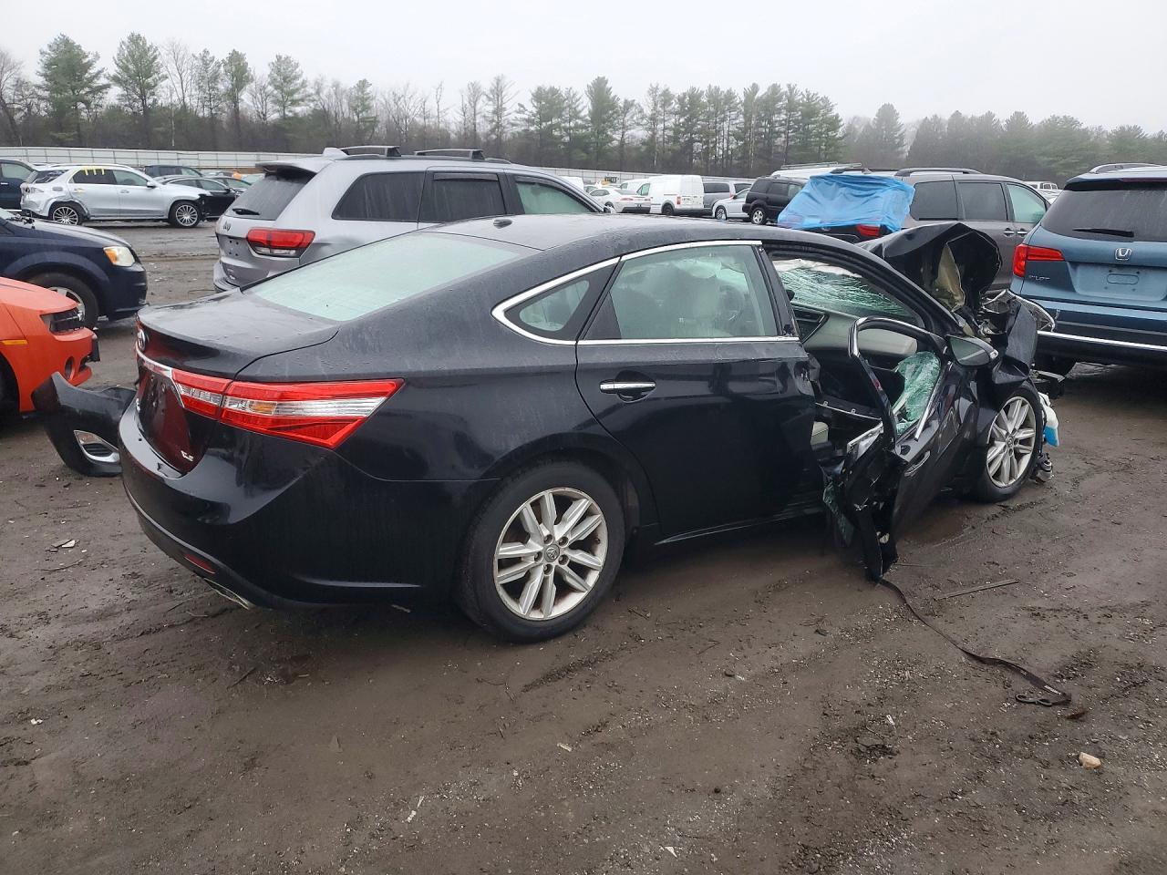 2015 Toyota Avalon Xle Premium - Image 3